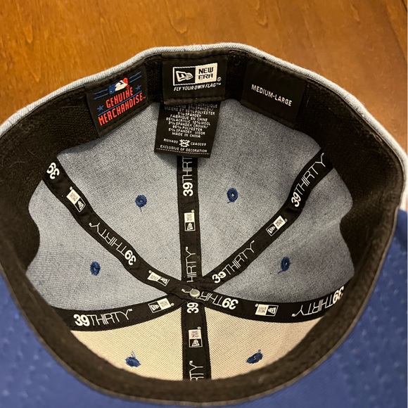 Chicago Cubs 39 fifty flex fit hat - Picture 3 of 4